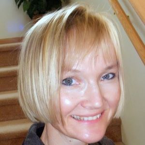 Meet your Posher, Bettina